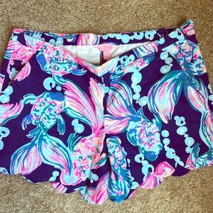 Lilly Pulitzer Multi Colored Shorts - Size 10